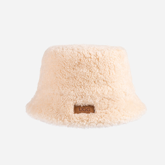 UGG CURLY SHEEPSKIN BUCKET HAT