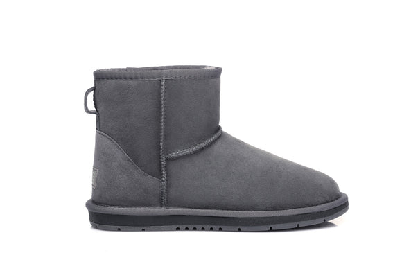 UGG CLASSIC MINI BOOTS