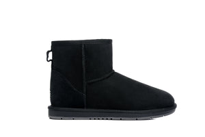 UGG CLASSIC MINI BOOTS